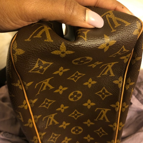 Authentic Louis Vuitton Monogram Bag - Picture 6 of 8